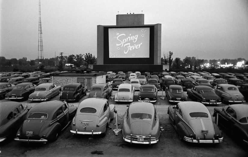 vintage-drive-in-theatre