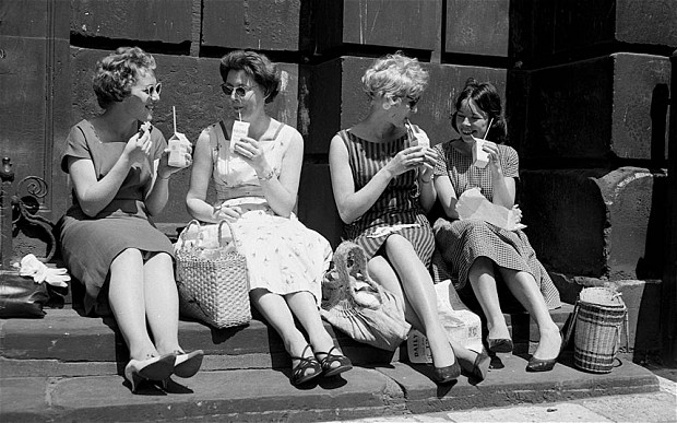 1959-OFFICE-WORKER_2668728b